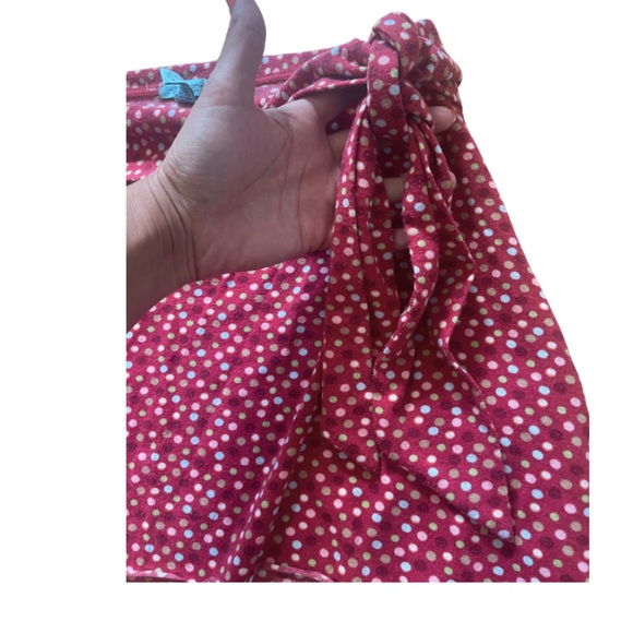 Abercrombie Vintage Polkadot Fold-Over Skirt in Red with Tie at the Waist - Picture 5 of 6